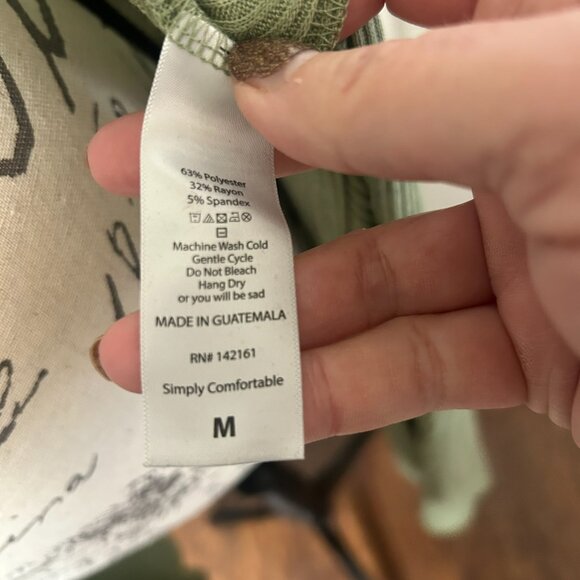 LuLaRoe Joy lightweight ribbed long sweater vest size Medium light olive green - Picture 4 of 5